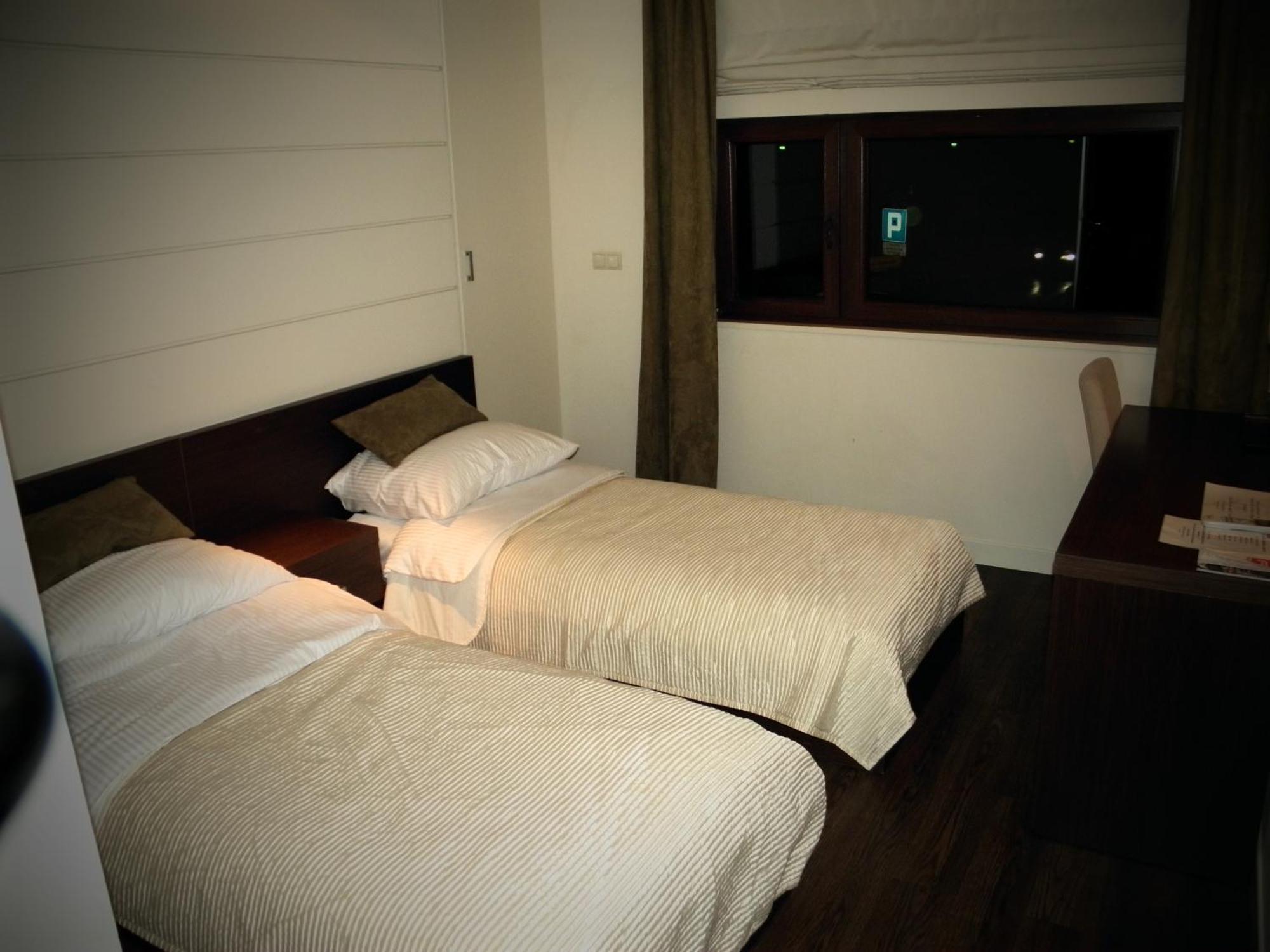 Villa & Spa Łomianki Cameră foto